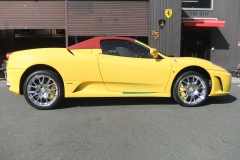 フェラーリ 430スパイダー　4輪リフトアップの様子です