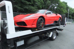 FERRARI Scuderia Spider 16M that was installed ROBERUTA lifter System.