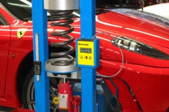 Ferrari430　Scuderia　オートプロジェクトD様　スクーデリア　バネレート計測(チタンパネ)