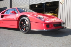 ROBERUTA Lifter System for Ferrari F40.（front）