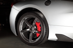 Ferrari458スペチアーレ 4輪ROBERUTA装着によるリフトアップ（rear）。