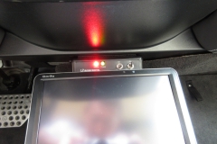 ロベルタ・リフターシステム メインコントロールモジュールはコンパクトな設計でわずかなスペースにもさりげなく装着できます