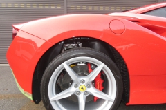 フェラーリ F8 トリブート