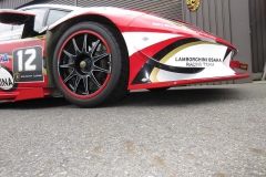 ウラカン・スーパートロフェオ用ロベルタ・リフターシステム。サーキットモード付き。