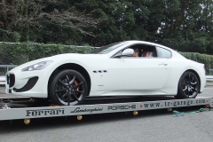 Maserati 　グラントゥーリズモシリーズ用リフター　各モデル対応いたしております。