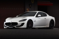 Maserati ・グラントゥーリズモ用ロベルタ・リフターシステム、大変ご好評をいただいております。お気軽にご用命ください。