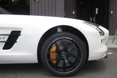 SLS AMG用ロベルタ・リフターシステム（フロントリフトアップ）