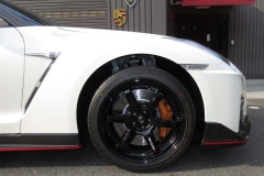 NISSAN GT-R ロベルタ・リフターシステム フロントリフトアップ