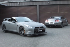 R35 GTRリフター、フロント用およびフロント＆リアセット、お取り扱いございます。お気軽にお問い合わせください。