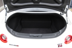 ロベルタ・リフターシステム装着後もラゲッジスペースはそのままお使いいただけます